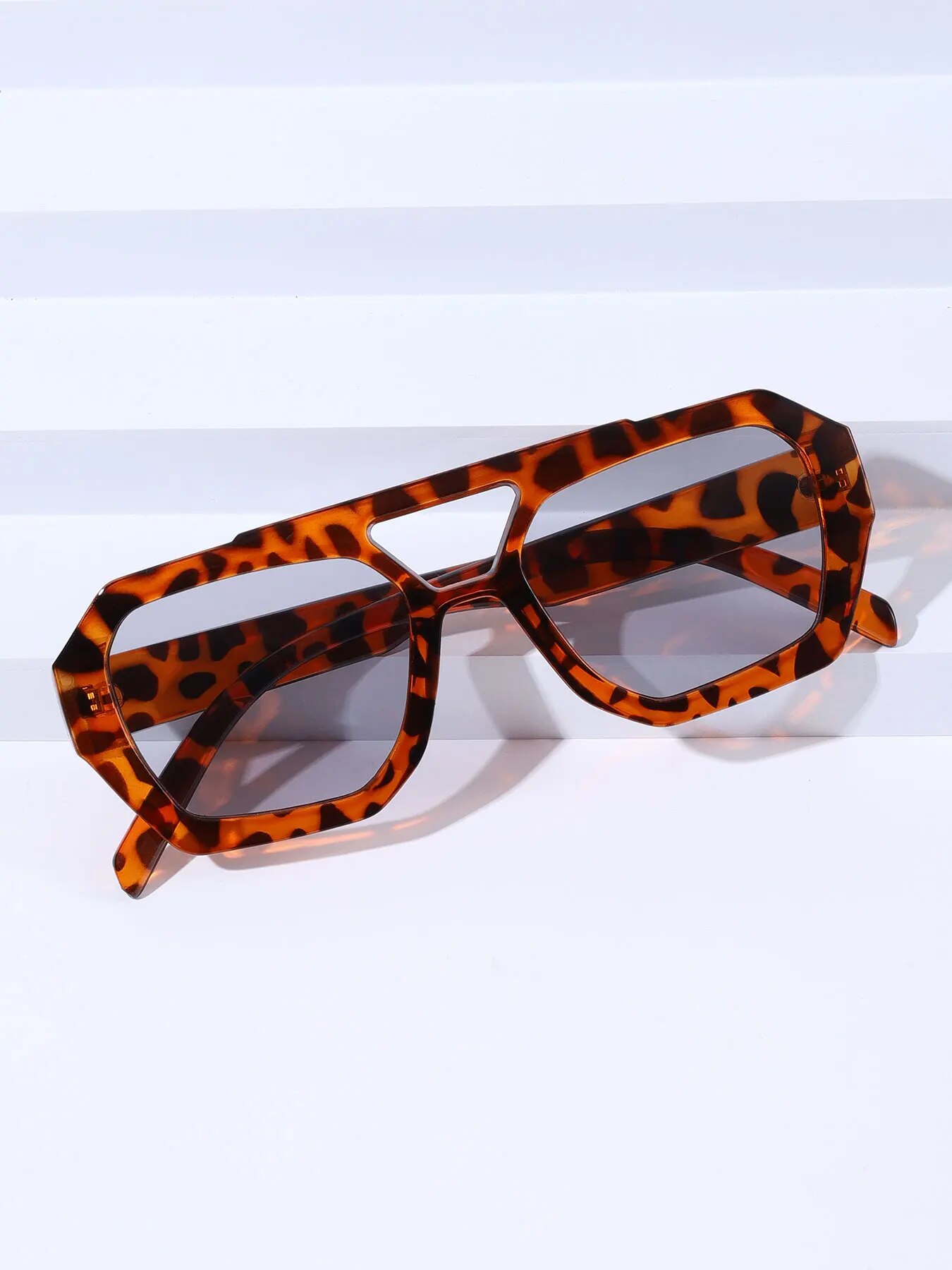 Gafas de Sol Cuadradas Vintage - Vintage Fashion And Design reseña y precio