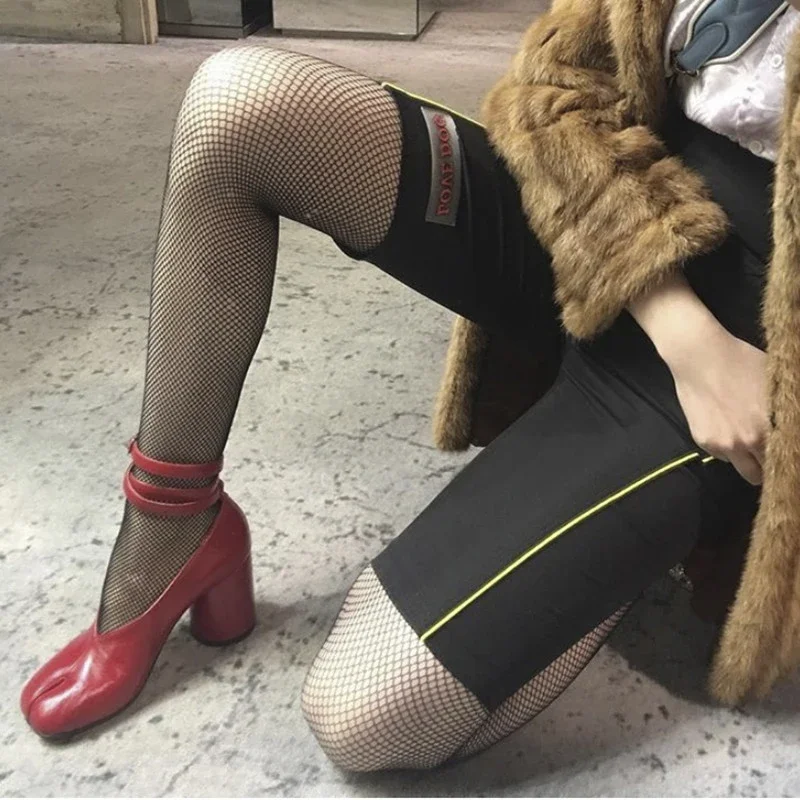 Zapatos de tacón alto de cuero - Vintage Fashion And Design reseña y precio